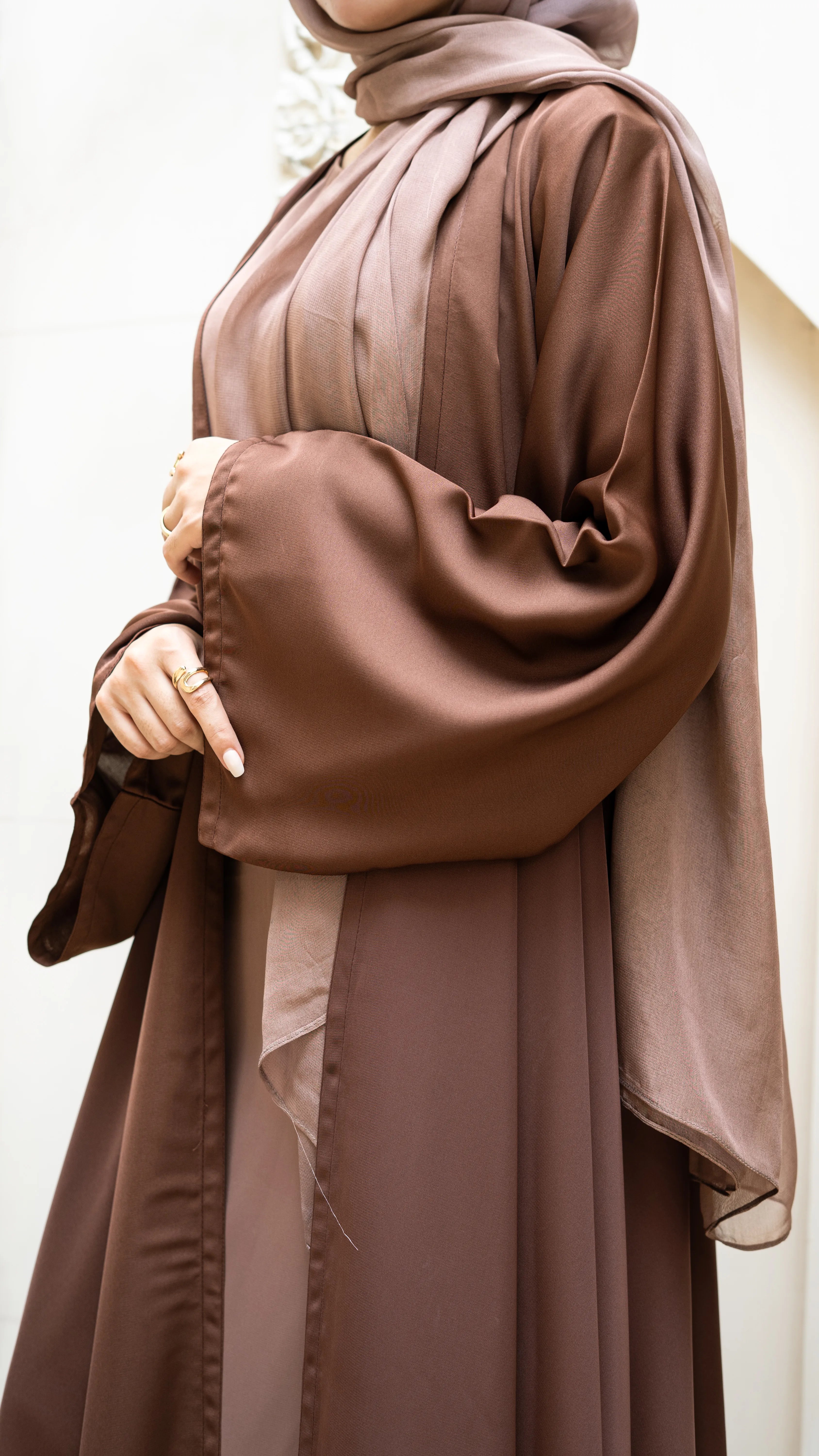 Luna Abaya Set